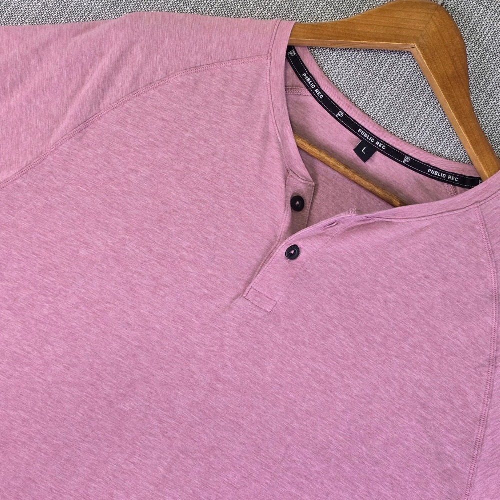 Public Rec Go-To Henley Shirt Mens Large Pink Mauve Short Sleeve Athleisure Tee